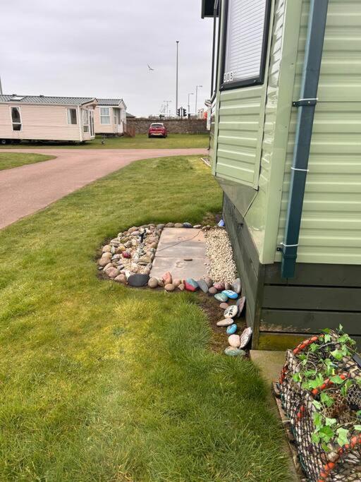 Red Lion Caravan Park, Arbroath Exteriör bild